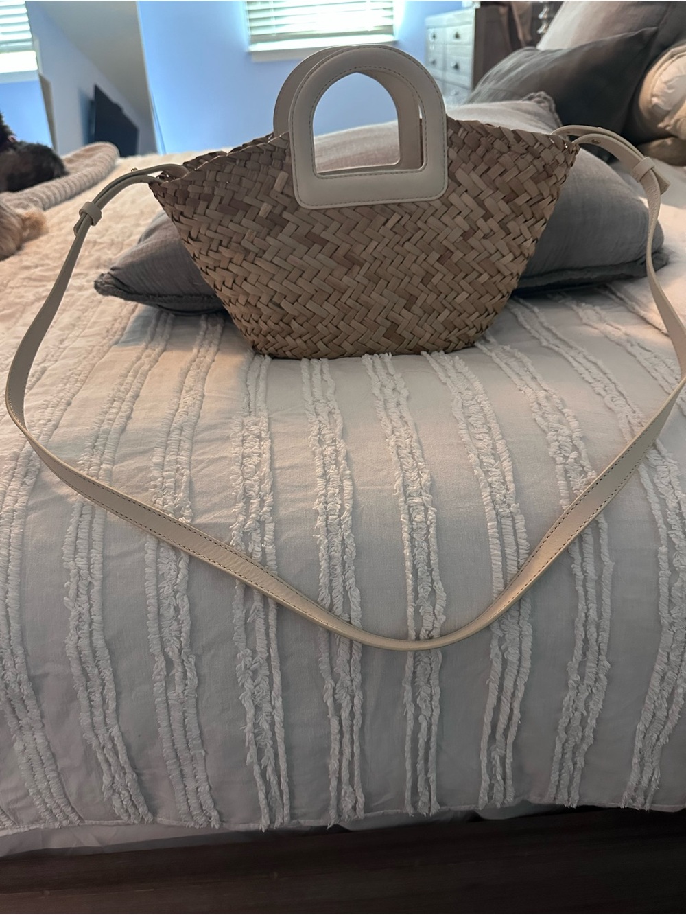 Madewell, Woven Straw Tote Bag with Cream Handles. Also has Crossbody strap. - Picture 3 of 8